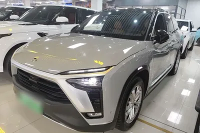 Nio ES8 · 2022 год
