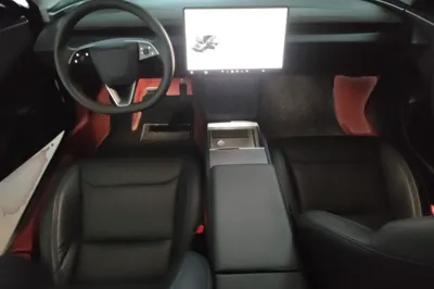Tesla Model 3 2023, 37100 км, за 28448 USD - фото 12
