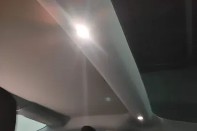Tesla Model 3 2023, 37100 км, за 28448 USD - фото 21