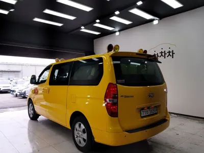 Hyundai Starex 2015, 109179 км, за 5552.62 USD
