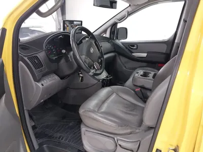 Hyundai Starex 2015, 109179 км, за 5552.62 USD