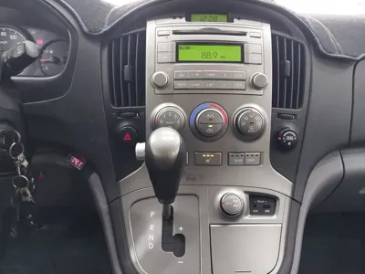 Hyundai Starex 2015, 109179 км, за 5552.62 USD - фото 10