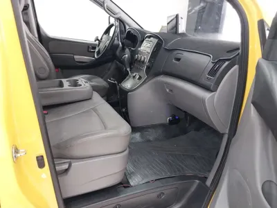 Hyundai Starex 2015, 109179 км, за 5552.62 USD - фото 14