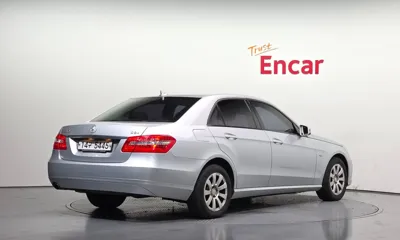 Mercedes-Benz E-Class 2011, 179883 км, за 2620.86 USD