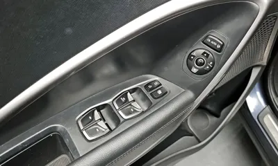 Hyundai Santafe 2015, 113256 км, за 6240.14 USD - фото 18