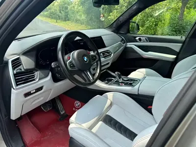 BMW X5 M 2022, 70000 км, за 75601.83 USD