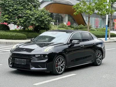 Lynk & Co 03 · 2020 год