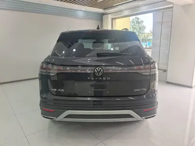 Volkswagen Tayron 2023, 43000 км, за 25902.67 USD