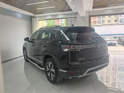 Volkswagen Tayron 2023, 43000 км, за 25902.67 USD - фото 6