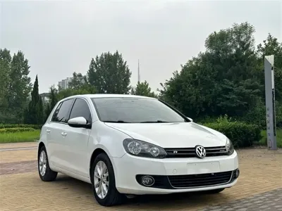Volkswagen Golf 2013, 120000 км, за 3354.7 USD