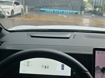 BYD L DM-i 2025, 20000 км, за 15273.39 USD