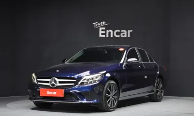 Mercedes-Benz C-Class · 2020 год
