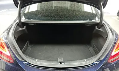 Mercedes-Benz C-Class 2020, 59491 км, за 12958.25 USD - фото 20