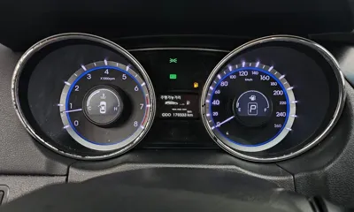 Hyundai Sonata 2012, 170333 км, за 3245.03 USD - фото 8