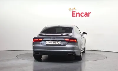 Audi A7 2016, 195455 км, за 7922.03 USD