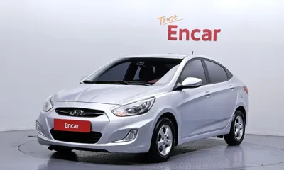 Hyundai Accent · 2012 год