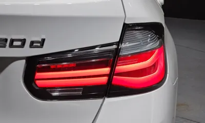 BMW 3-Series 2018, 89485 км, за 15960.92 USD - фото 23