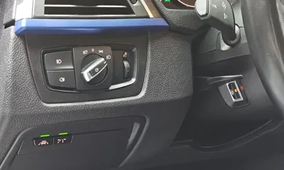 BMW 3-Series 2018, 89485 км, за 15960.92 USD - фото 27