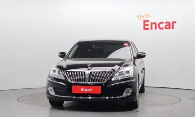 Hyundai Equus 2010, 243436 км, за 2625.71 USD