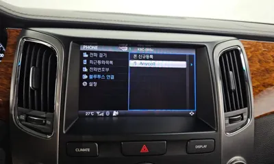 Hyundai Equus 2010, 243436 км, за 2625.71 USD - фото 16