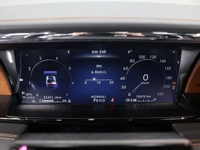 Lincoln Navigator 2023, 25419 км, за 56848.27 USD - фото 8