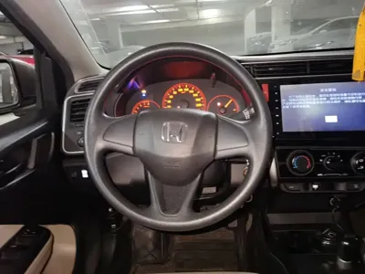 Honda Greiz 2017, 71400 км, за 3526.66 USD