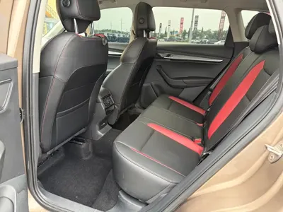 Skoda Karoq 2022, 28000 км, за 22035.99 USD - фото 9