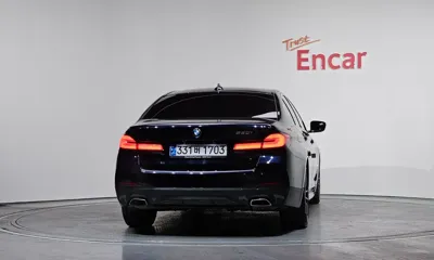 BMW 5-Series 2022, 53448 км, за 21407.33 USD