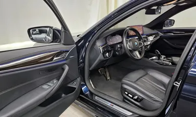BMW 5-Series 2022, 53448 км, за 21407.33 USD - фото 10