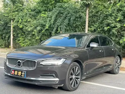 Volvo S90 · 2022 год