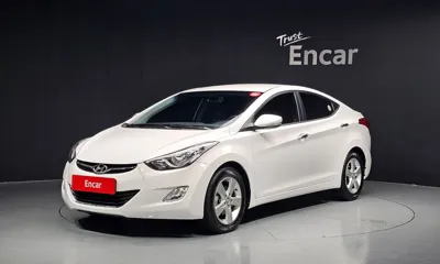Hyundai Avante · 2012 год