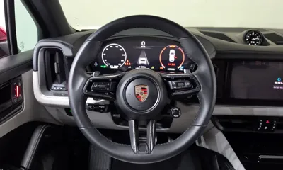 Porsche Cayenne 2024, 5438 км, за 104371.8 USD - фото 13