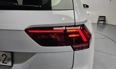 Volkswagen Tiguan 2020, 50866 км, за 16148.98 USD - фото 23