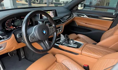 BMW 7-Series 2021, 88899 км, за 37612.4 USD - фото 13