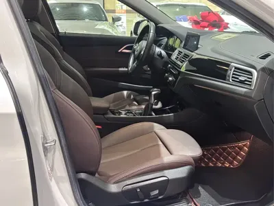 BMW 1 Series 2019, 59000 км, за 8233.8 USD - фото 14