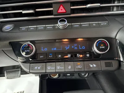 Hyundai Avante 2023, 39476 км, за 14201.96 USD - фото 8