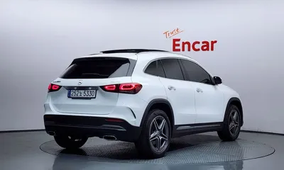 Mercedes-Benz GLA-Class 2023, 62716 км, за 21937.51 USD