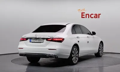 Mercedes-Benz E-Class 2023, 19634 км, за 34128.57 USD