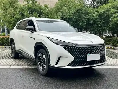 Roewe RX5 2022, 28000 км, за 5782.3 USD