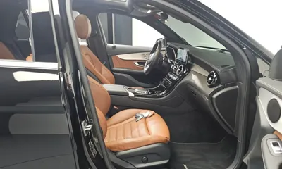 Mercedes-Benz GLC-Class 2022, 49520 км, за 29732.4 USD - фото 11
