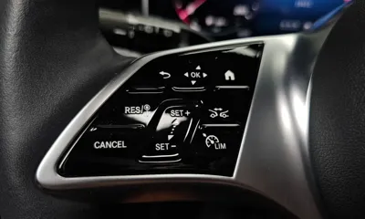 Mercedes-Benz GLC-Class 2025, 18422 км, за 44930.63 USD - фото 30