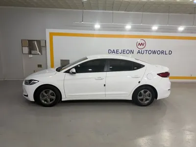 Hyundai Avante 2016, 96494 км, за 6012.55 USD