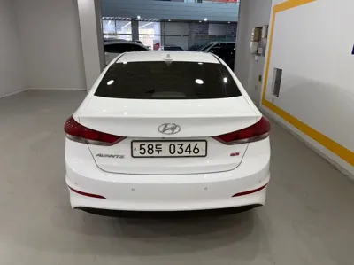 Hyundai Avante 2016, 96494 км, за 6012.55 USD