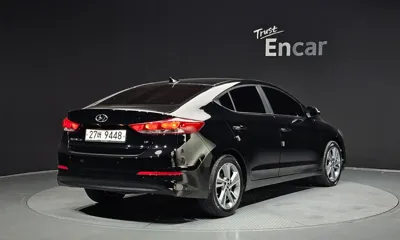 Hyundai Avante 2018, 133426 км, за 5469.82 USD