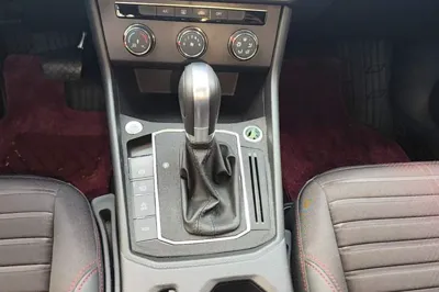 Volkswagen Lavida 2024, 28900 км, за 13219 USD - фото 17
