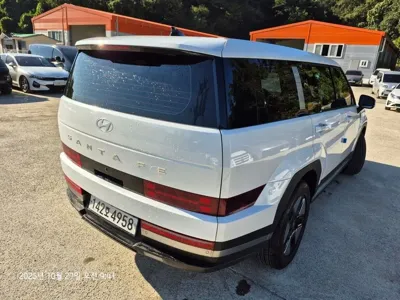 Hyundai Santafe 2024, 26000 км, за 65046.9 USD
