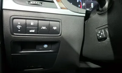 Hyundai Genesis 2015, 146206 км, за 6305.83 USD - фото 16