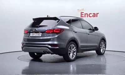 Hyundai Santafe 2016, 102798 км, за 8741.71 USD