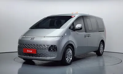Hyundai Staria · 2022 год