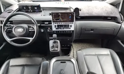 Hyundai Staria 2022, 38361 км, за 16914.43 USD - фото 7